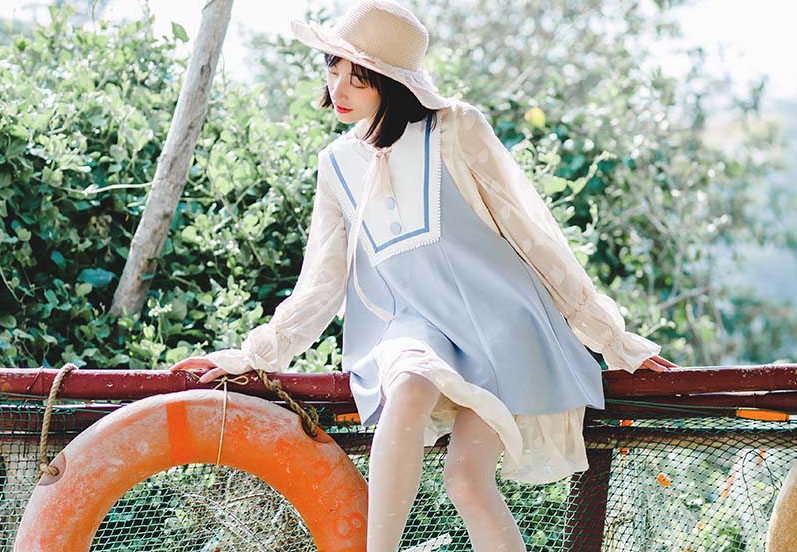 淘宝可爱风女装店铺